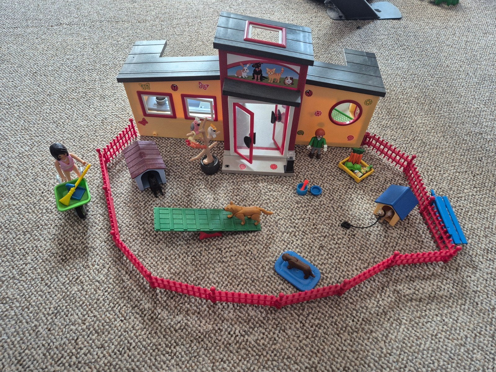 Playmobil Hondenpension met veel accessoires, Ophalen of Verzenden, Zo goed als nieuw, Complete set