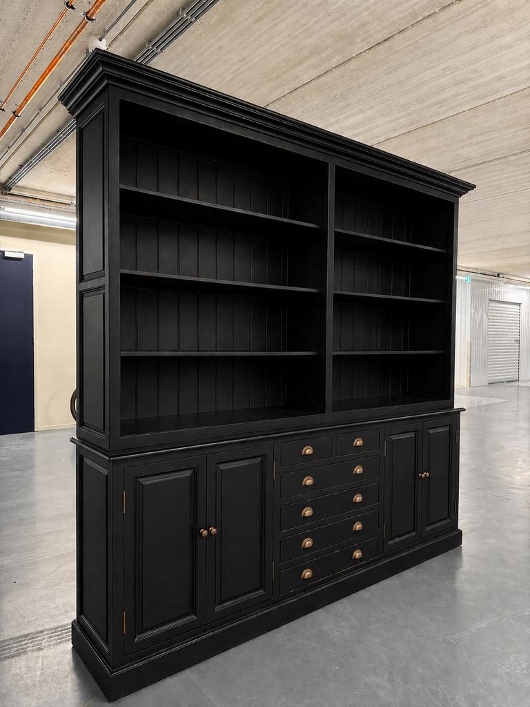 Zwarte luxe Boekenkast/ Buffetkast met deurtjes  #K32, Huis en Inrichting, Kasten | Boekenkasten, Met deur(en), 200 cm of meer