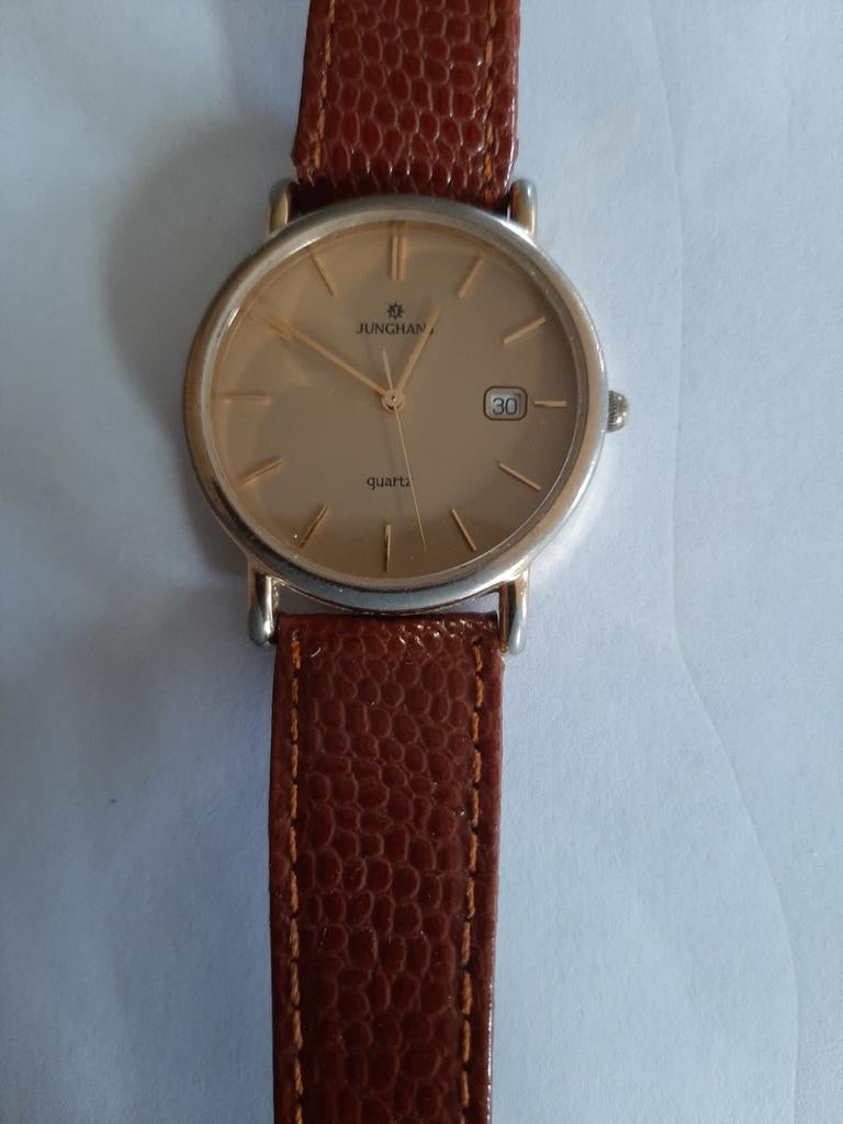 Junghans horloge goudkleurig met bruin bandje, Ophalen of Verzenden
