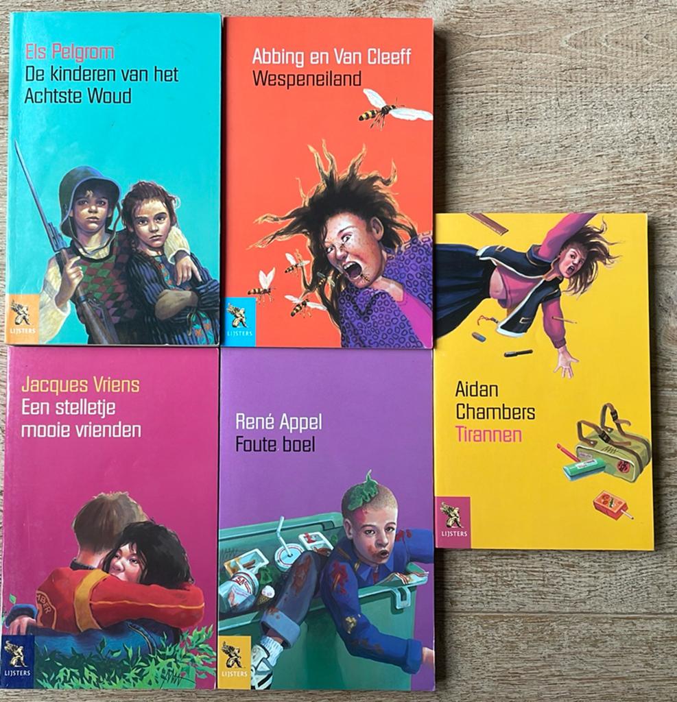 5x Vroege Lijsters, Ophalen of Verzenden, Zo goed als nieuw
