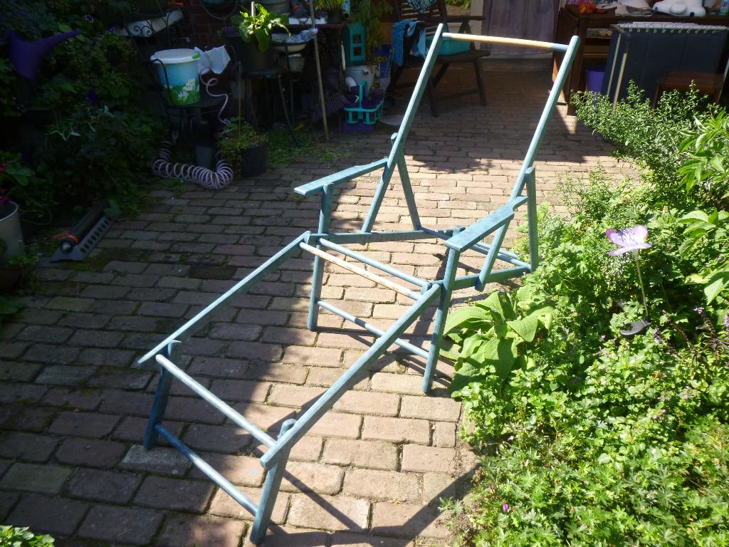 2 x frame ligstoel, Tuin en Terras, Ophalen, Zo goed als nieuw, Hout, Inklapbaar