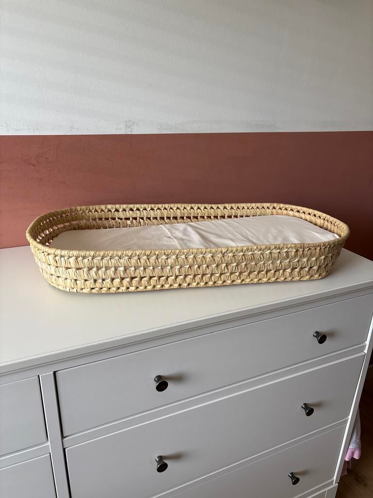 Rotan aankleedkussen met matrasje, Aankleedkussen, Zo goed als nieuw, Standaard, Ophalen