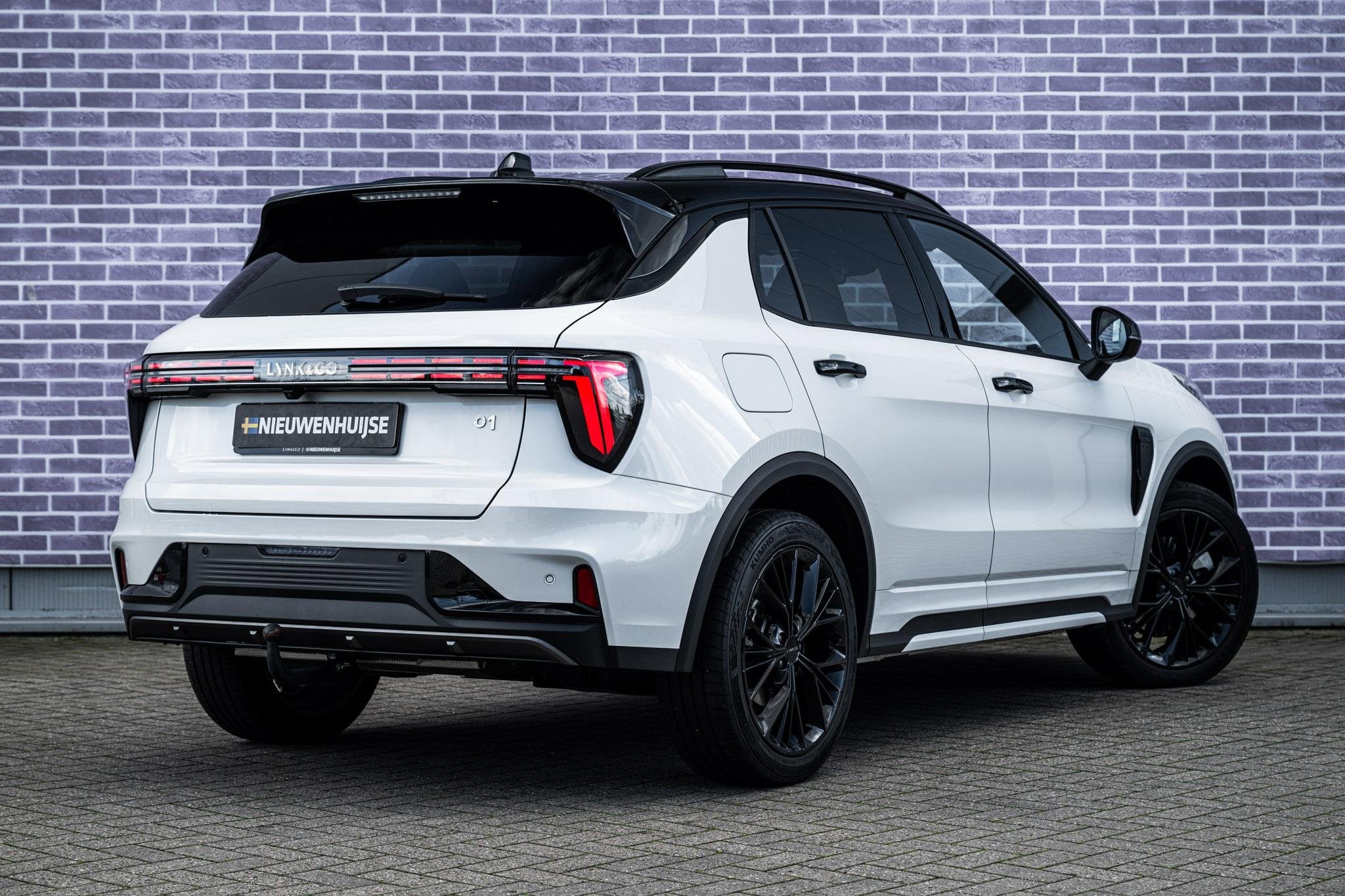 Lynk & Co 01 1.5 Plug-in Hybrid More | PHEV | Trekhaak | Two, Auto's, 12 maanden, 4 cilinders, Wit, Bedrijf