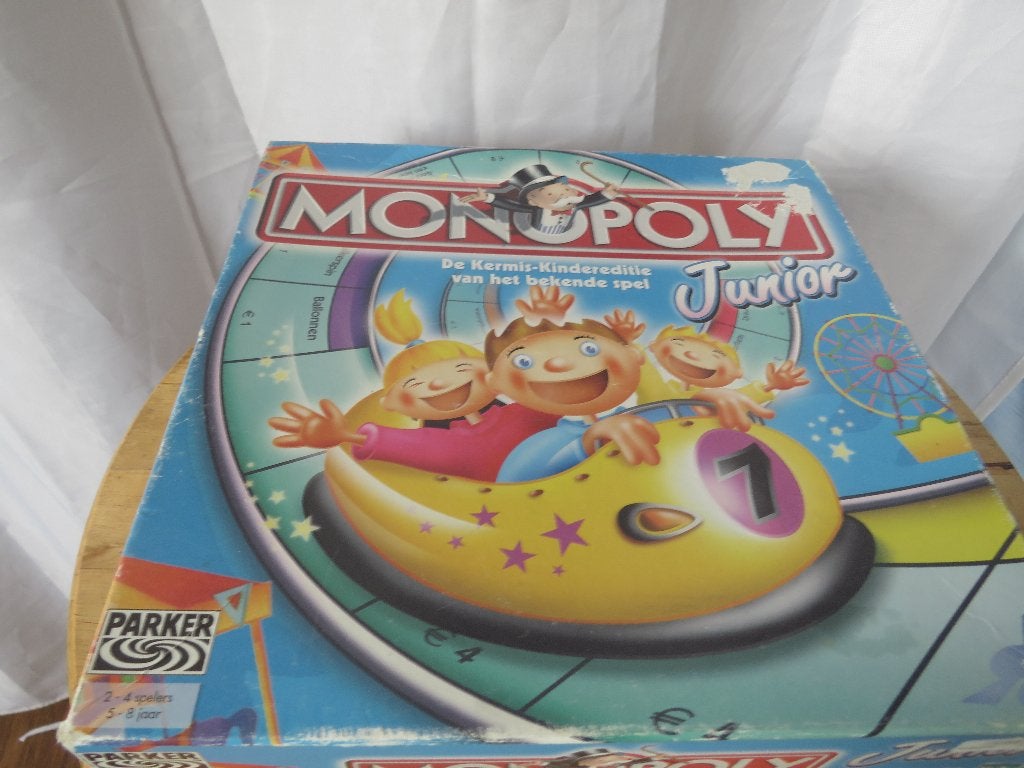 monopoly kermis junior, Hobby en Vrije tijd, Drie of vier spelers, Ophalen of Verzenden, Gebruikt, Parker Brothers