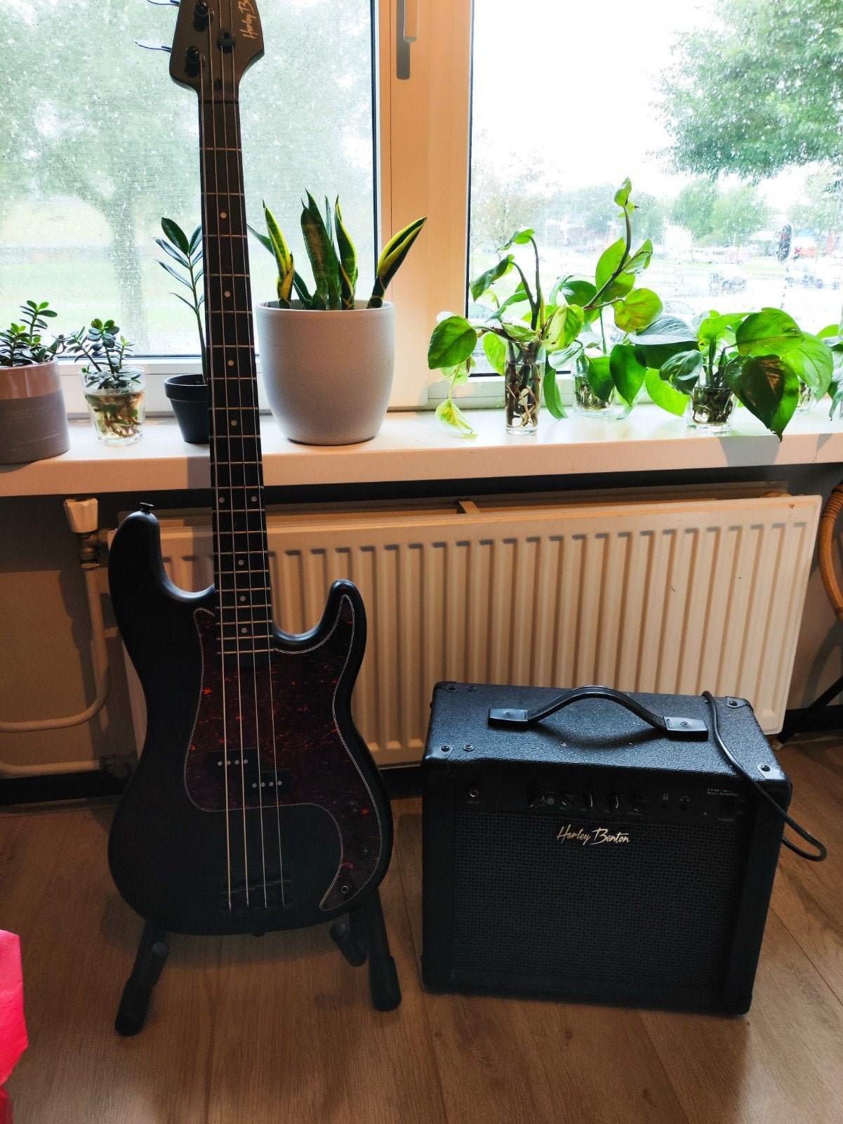 Harley Benton BasgitaarPB-20 SBK + HB-20B Versterker + Hoes, Muziek en Instrumenten, Ophalen, Zo goed als nieuw, Elektrisch