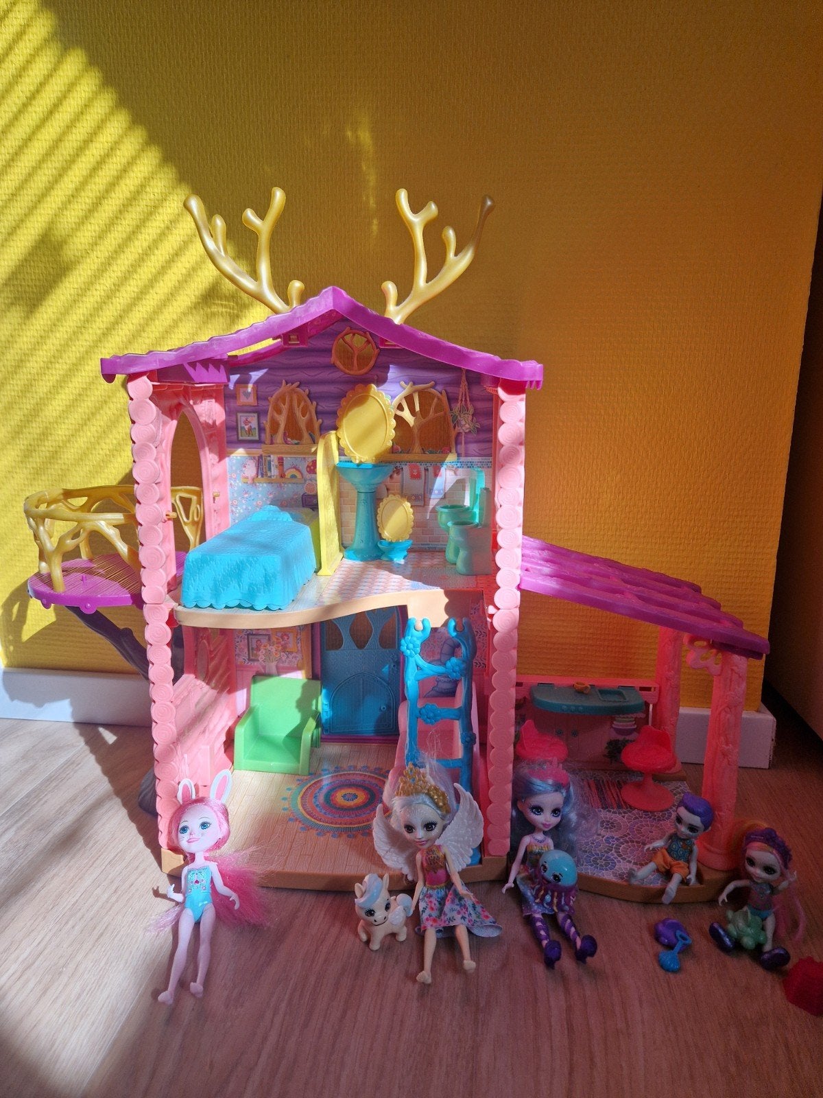 Enchantimals Hertenhuis, accessoires en poppen, Kinderen en Baby's, Ophalen, Gebruikt, Toebehoren