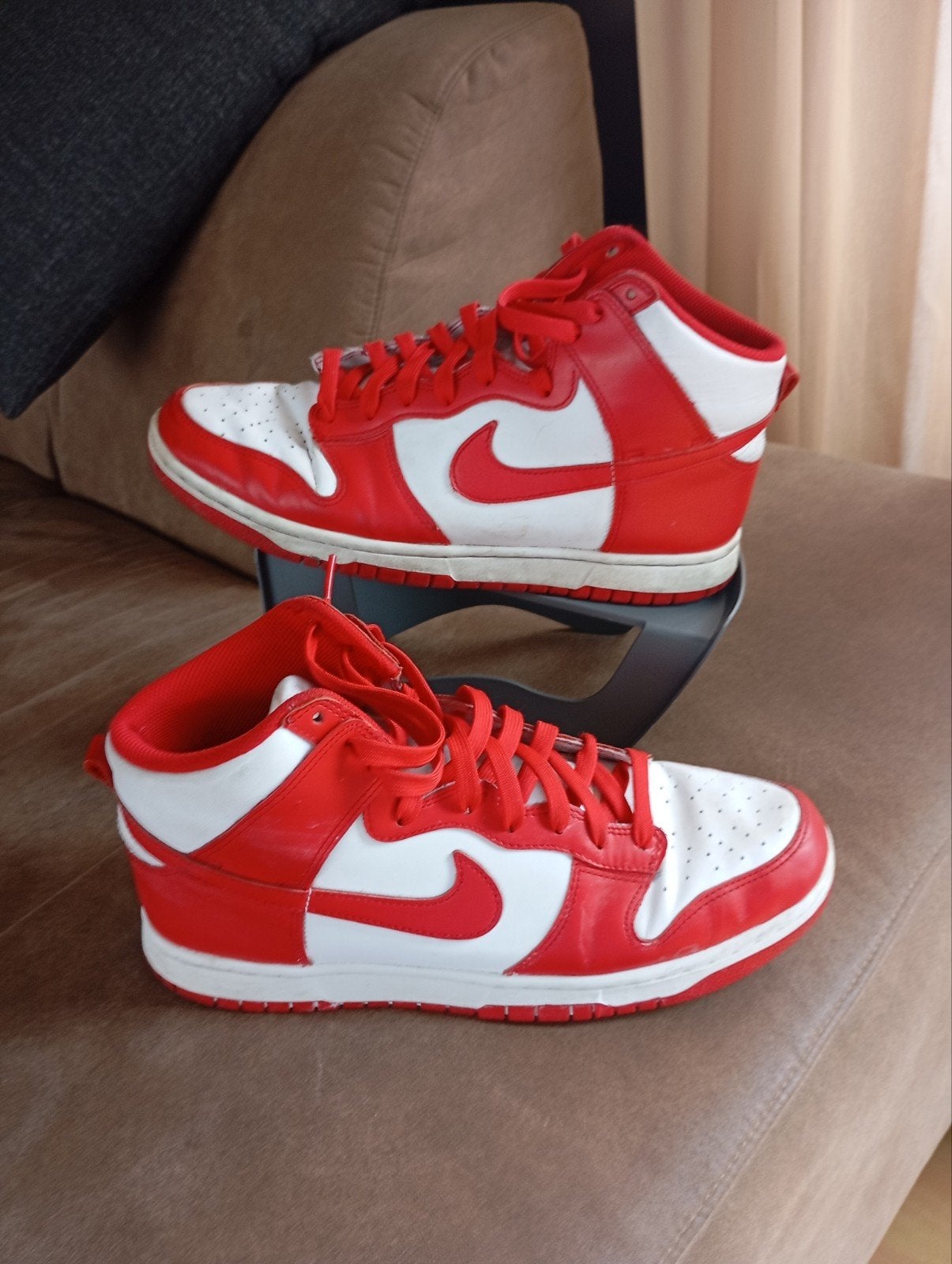 Te koop: Nike Dunk High Basketbalschoenen Rood/Wit 45, Ophalen of Verzenden, Overige kleuren