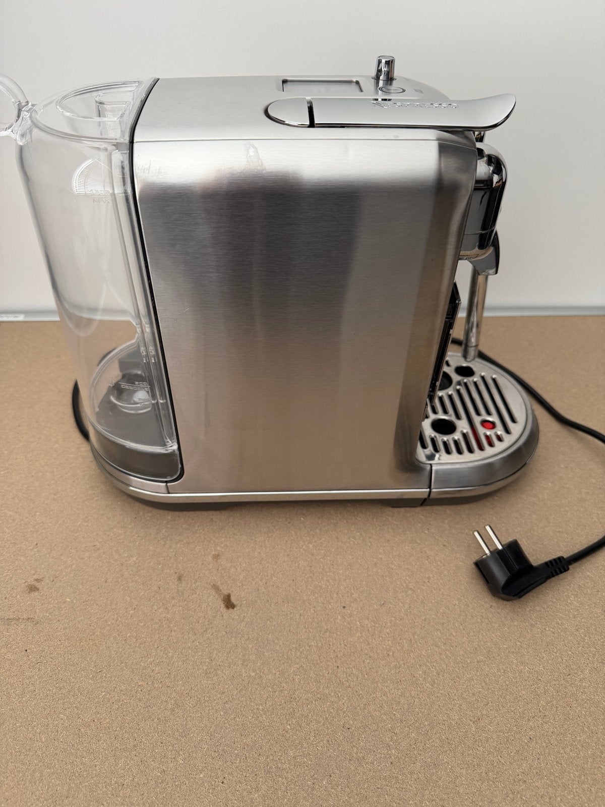 Foto 4 van Nespresso Creatista Plus - voor de handige Harry!