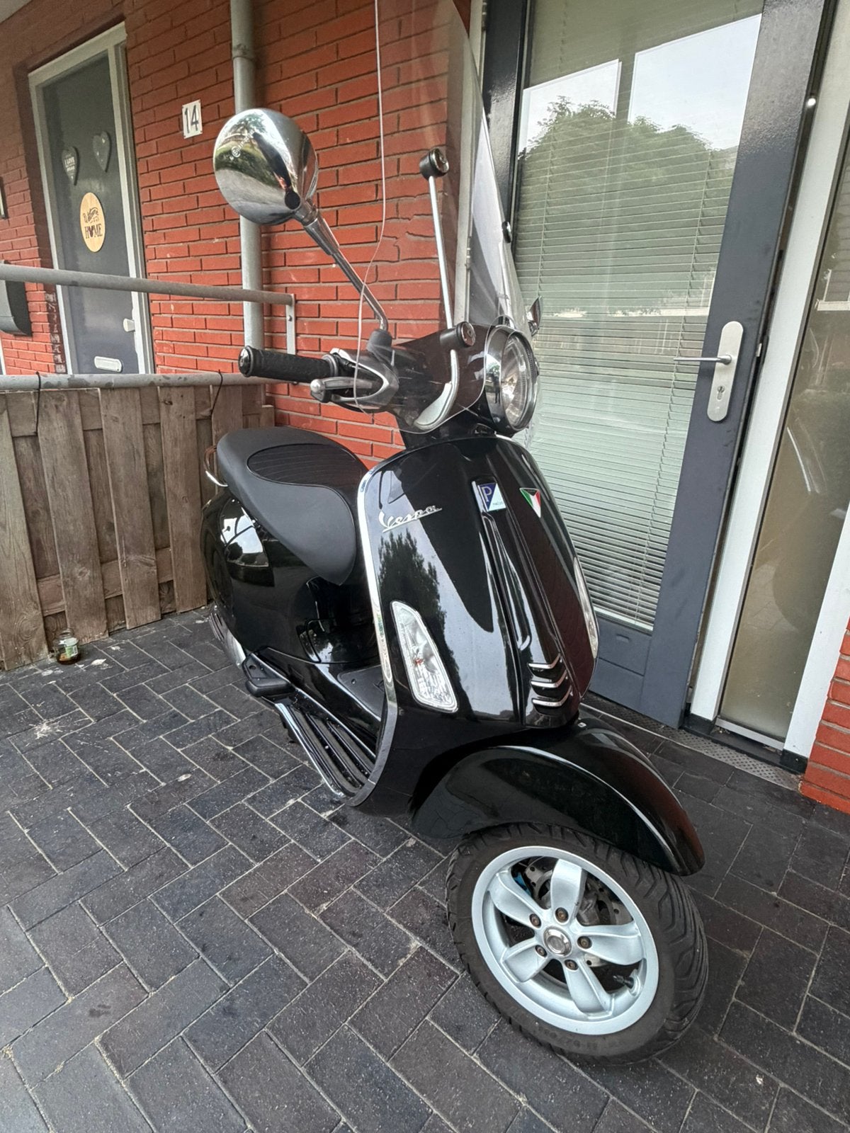 Piaggio Vespa 50cc, Fietsen en Brommers, Scooters | Vespa, Zo goed als nieuw, Vespa LX, Maximaal 45 km/u, Benzine, Ophalen of Verzenden