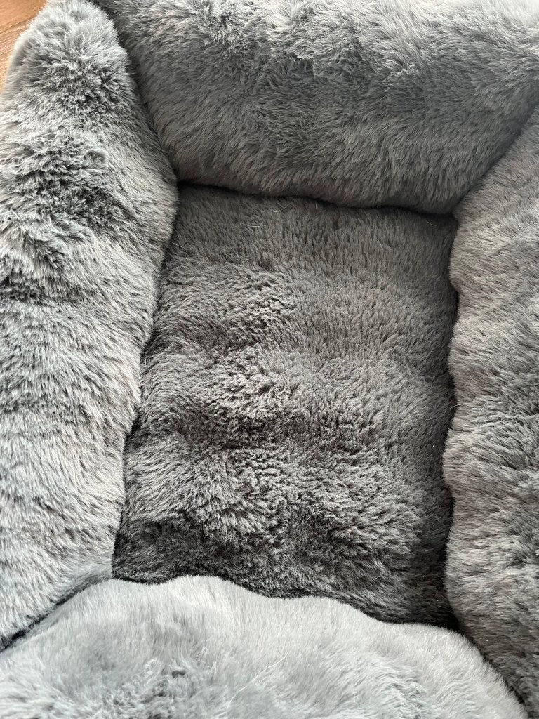Fluffy mand (maat M), Adori, Ophalen of Verzenden, Nieuw, Hondenmand