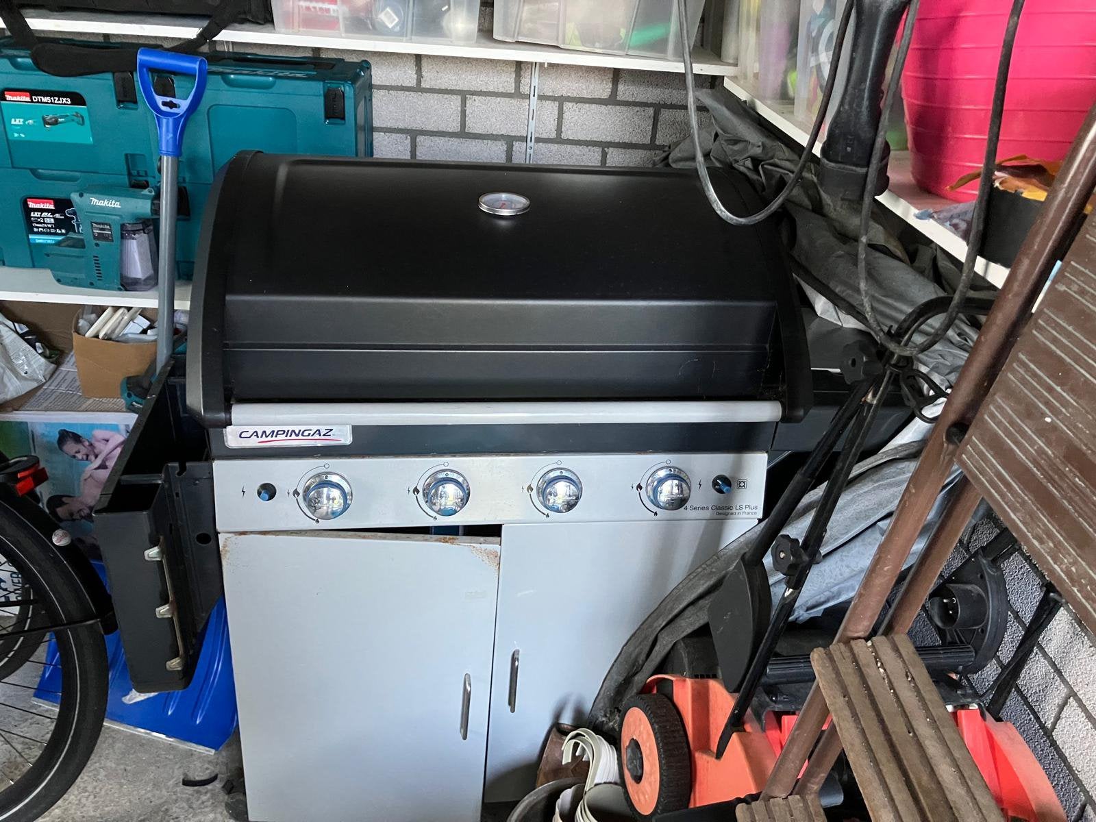 BBQ - gratis af te halen, Ophalen, Gebruikt