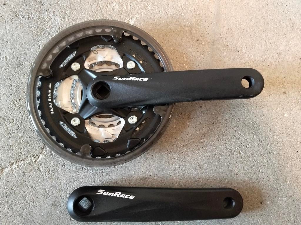 Sunrace 3v crankstel., Ophalen of Verzenden, Nieuw, Crankstel of Pedalen, Sunrace