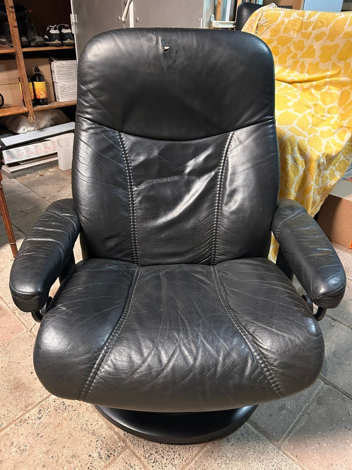T.e.a.b. Stressless stoel relaxfauteuil, Huis en Inrichting, Fauteuils, Gebruikt, Hout, Leer, 50 tot 75 cm, Minder dan 75 cm, Ophalen