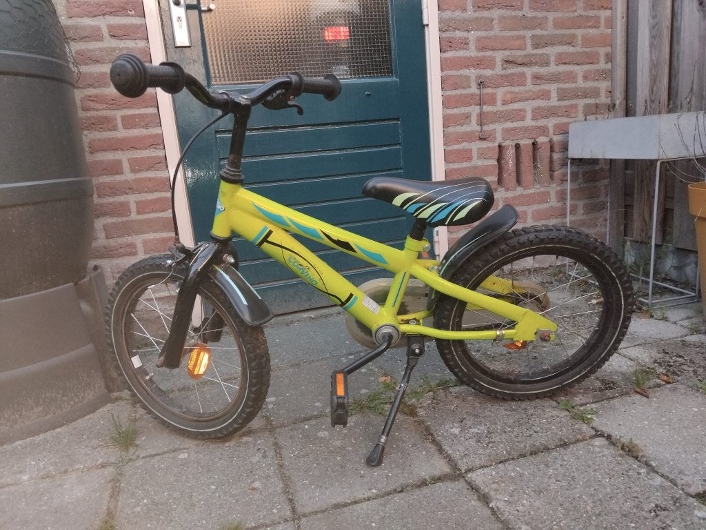 Jongens fiets 12 inch met zijwieltjes, Ophalen, Terugtraprem, Gebruikt, Corvino