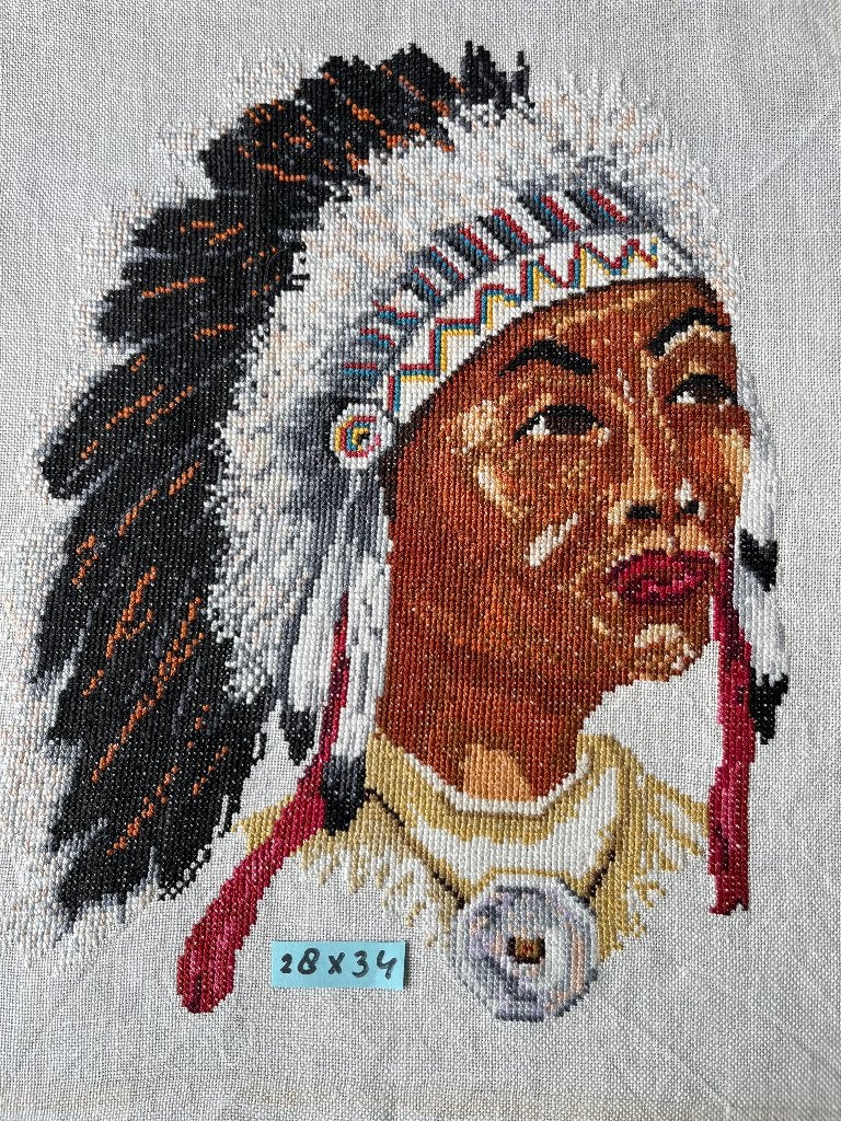 Indianen-familie geborduurd (man,vrouw,kind), Huis en Inrichting, Minder dan 50 cm, Ophalen of Verzenden, Zo goed als nieuw, Schilderij