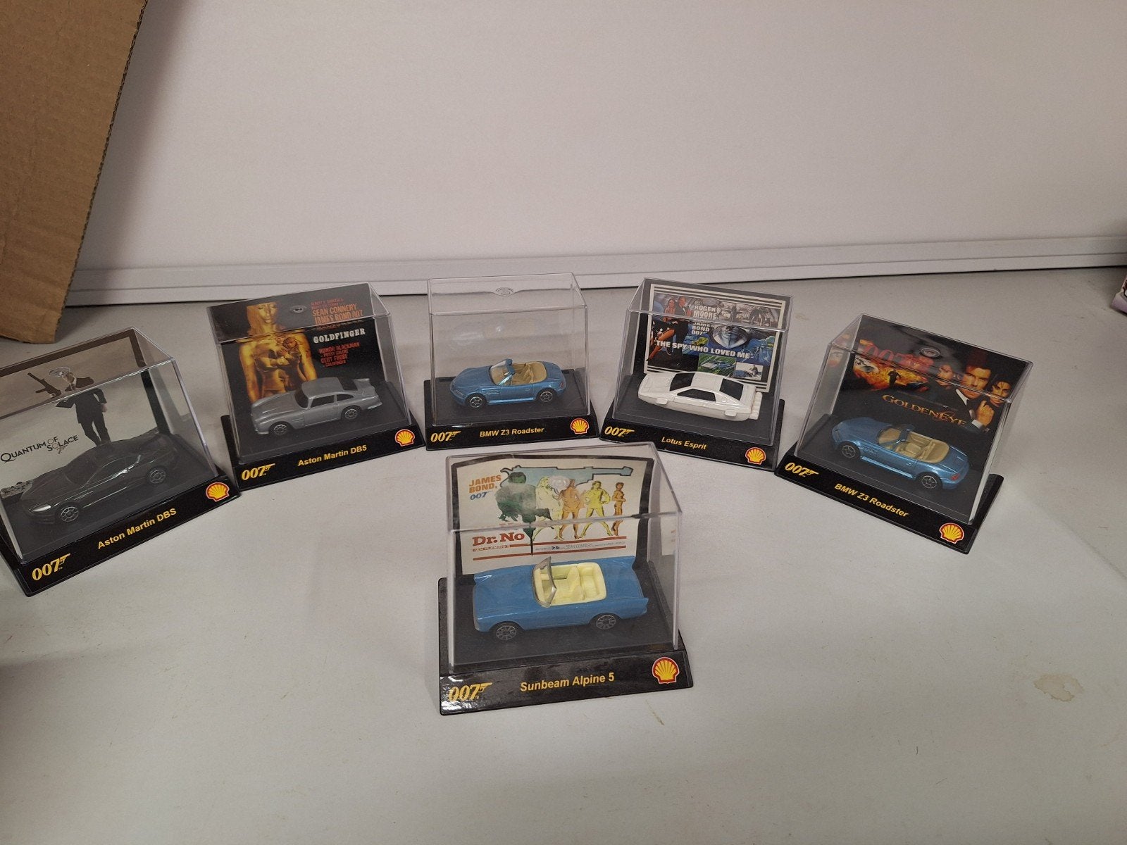 James Bond 007 Shell Collectie Modelauto's (6 stuks), Ophalen of Verzenden, Gebruikt