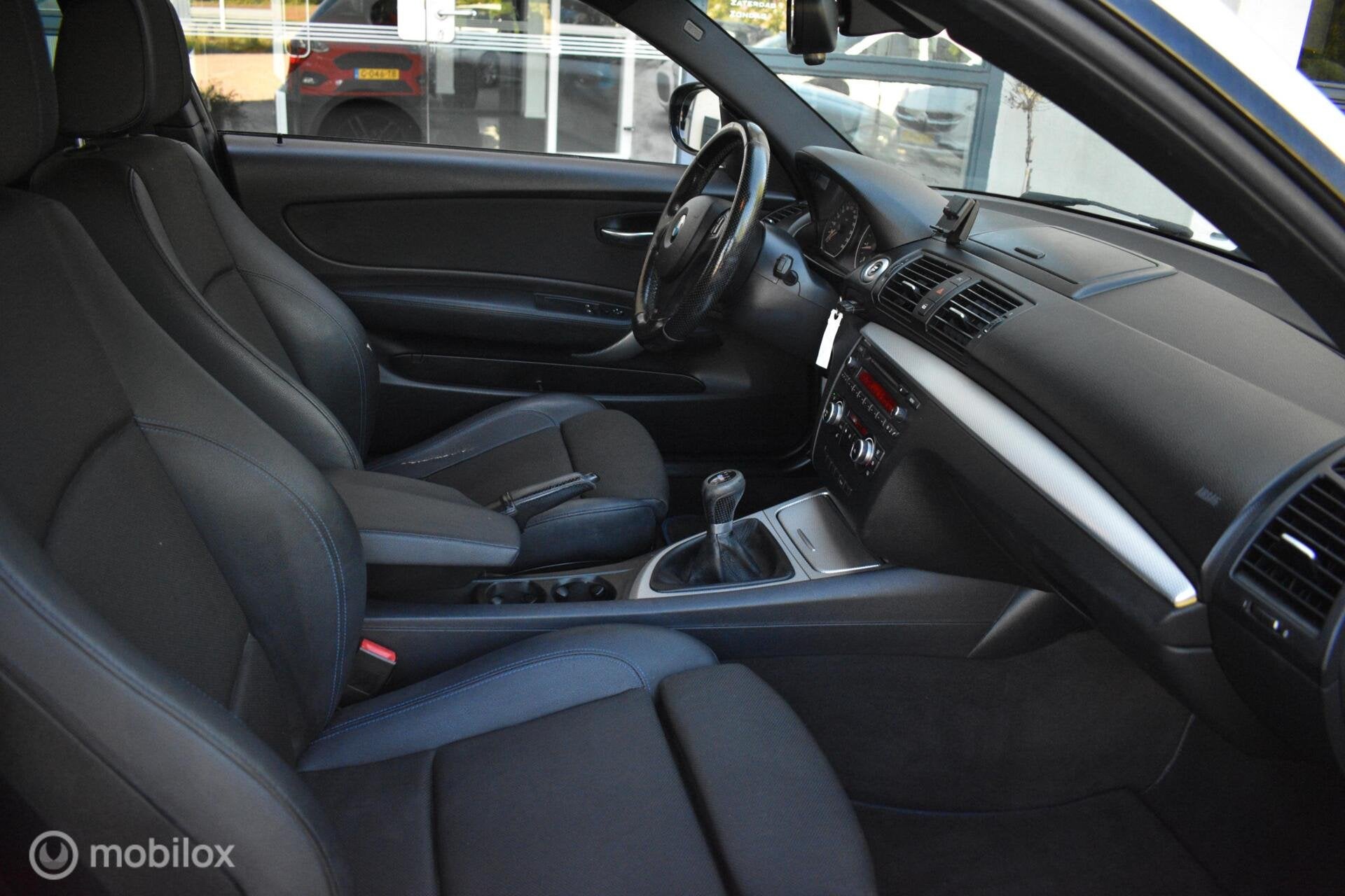 BMW 1-serie 116i 2010|3DRS,|M-Pakket|Leder|Xenon|Cruise!, 1-Serie, Euro 5, Achterwielaandrijving, 1995 cc
