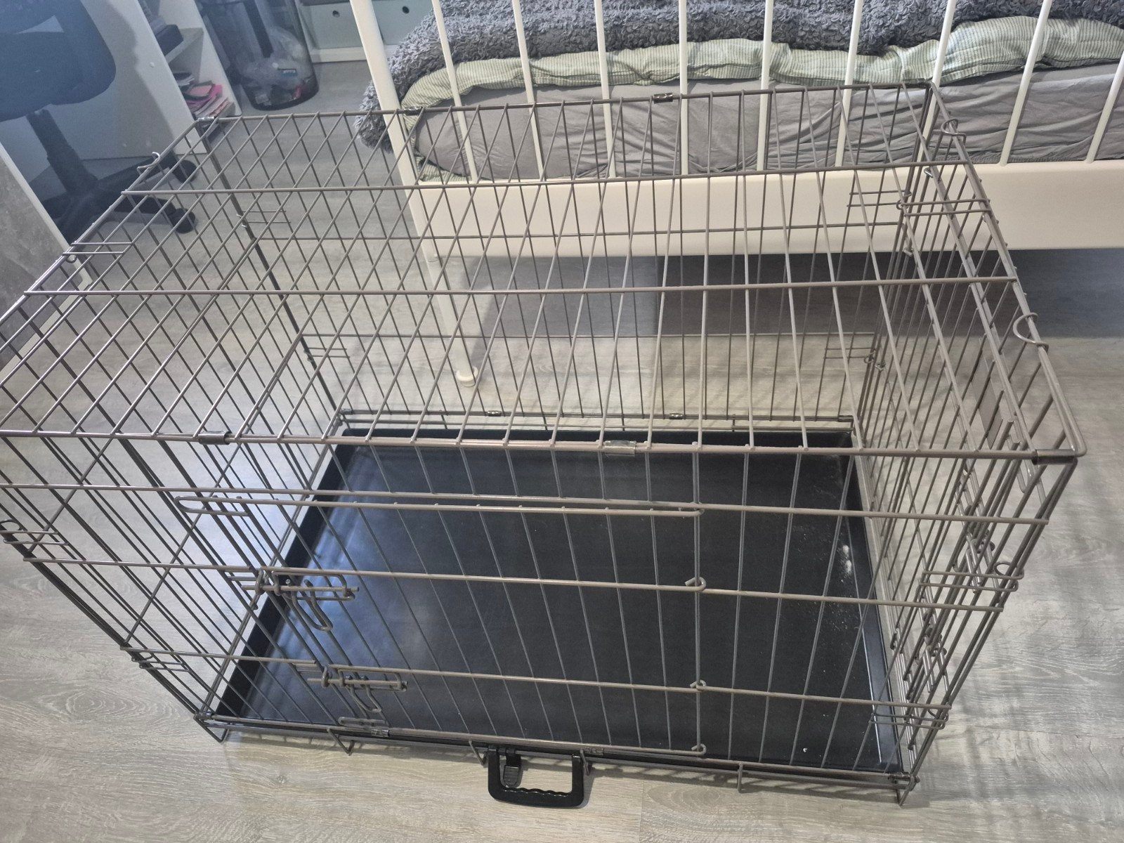 2 deurs hondenbench Flamingo, Dieren en Toebehoren, Hondenhokken, Ophalen, Zo goed als nieuw, Minder dan 75 cm, Minder dan 65 cm