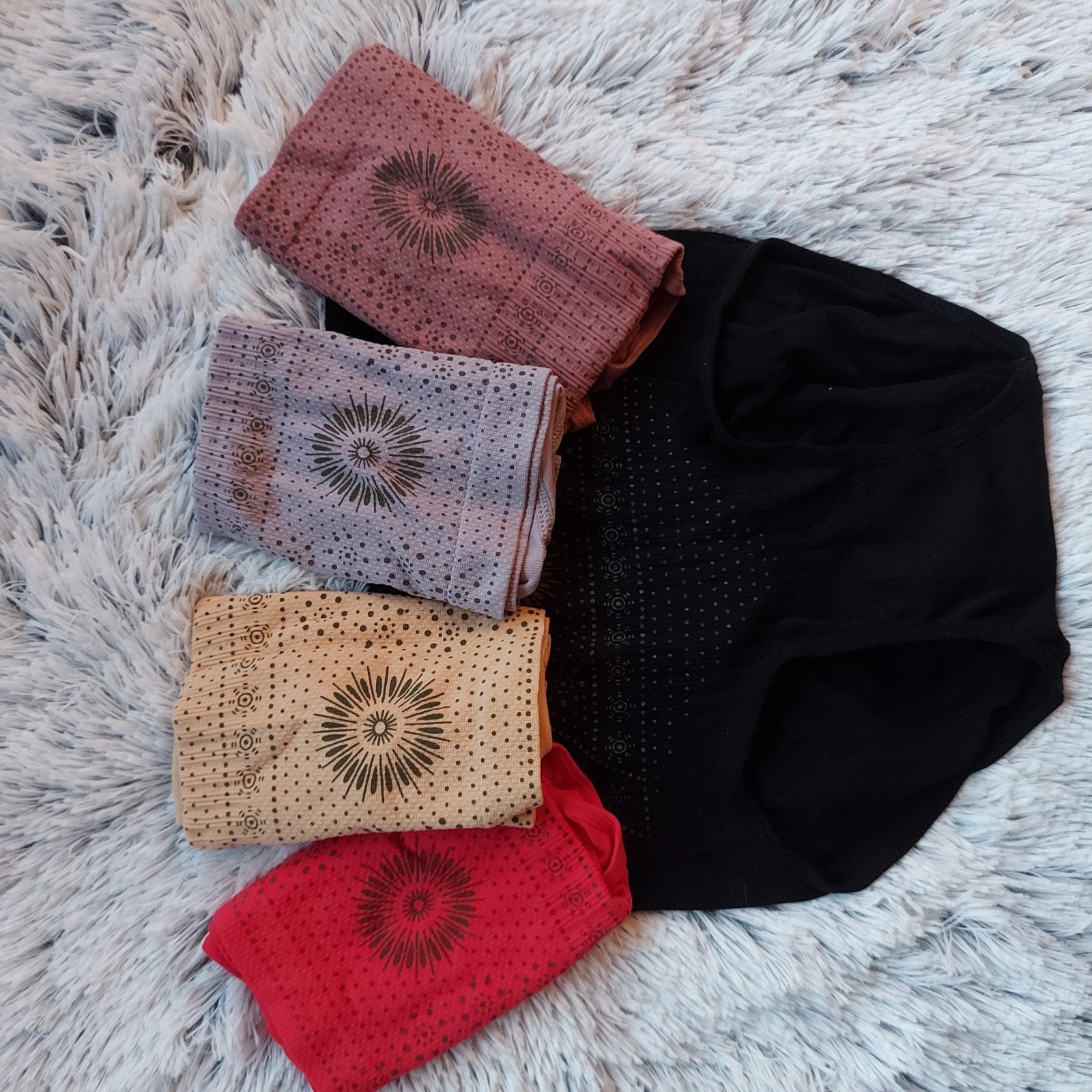 10 Nieuwe Guilly Corrigerende Slips Maat M - Zwart & Assorti, Guilly, Ophalen of Verzenden, Zwart, Slip