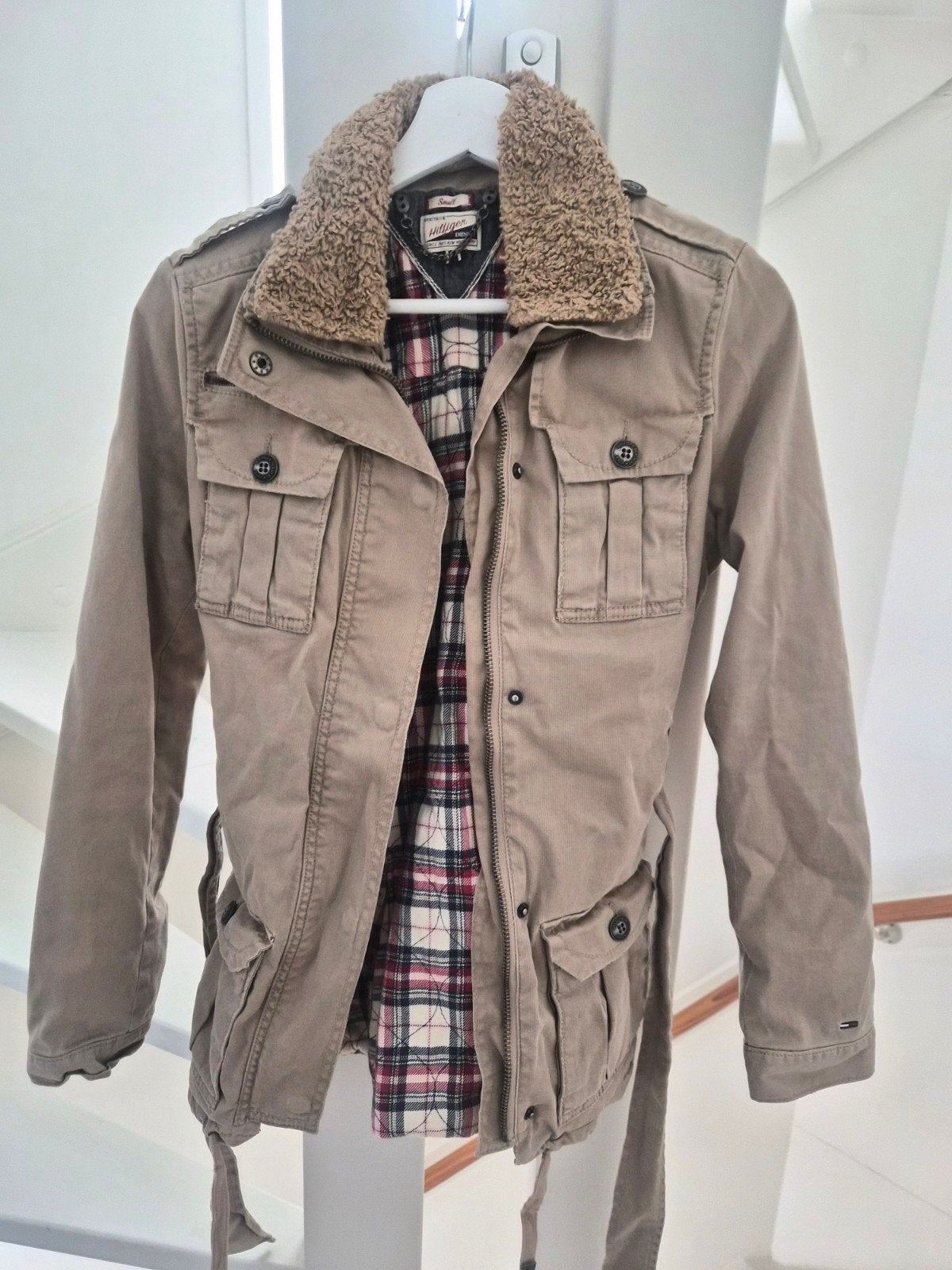 Tommy Hilfiger denim herfst jas, Ophalen of Verzenden, Zo goed als nieuw, Blauw