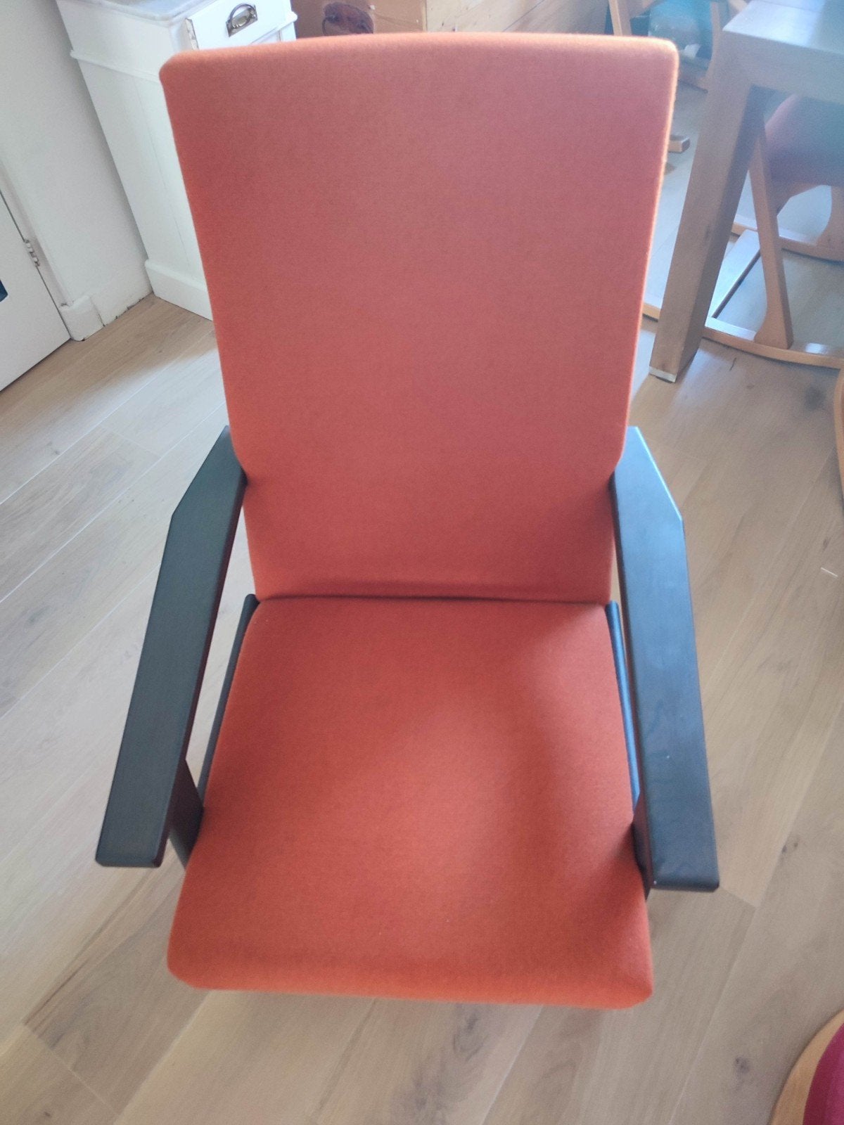 Cloak design by Hans Daalder , model 1963 met hoge rug. Vint, Ophalen, Gebruikt, Overige kleuren, Vintage