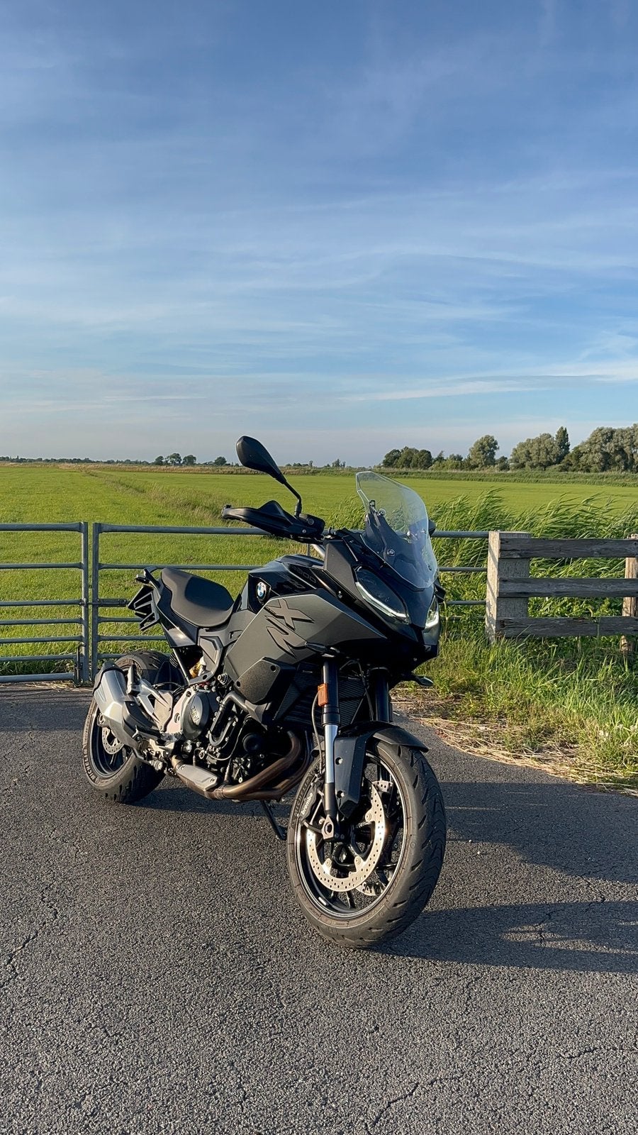 BMW F900XR A2 triple black, 2 cilinders, Handvatverwarming, Gebruikt, 900 cc