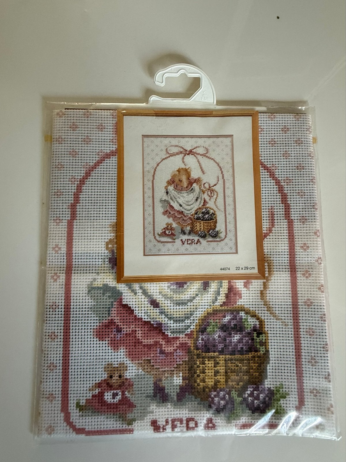 Lanarte Borduurpakket "Vera" - Nieuw in verpakking, Hobby en Vrije tijd, Ophalen of Verzenden, Nieuw, Handborduren, Borduurpakket