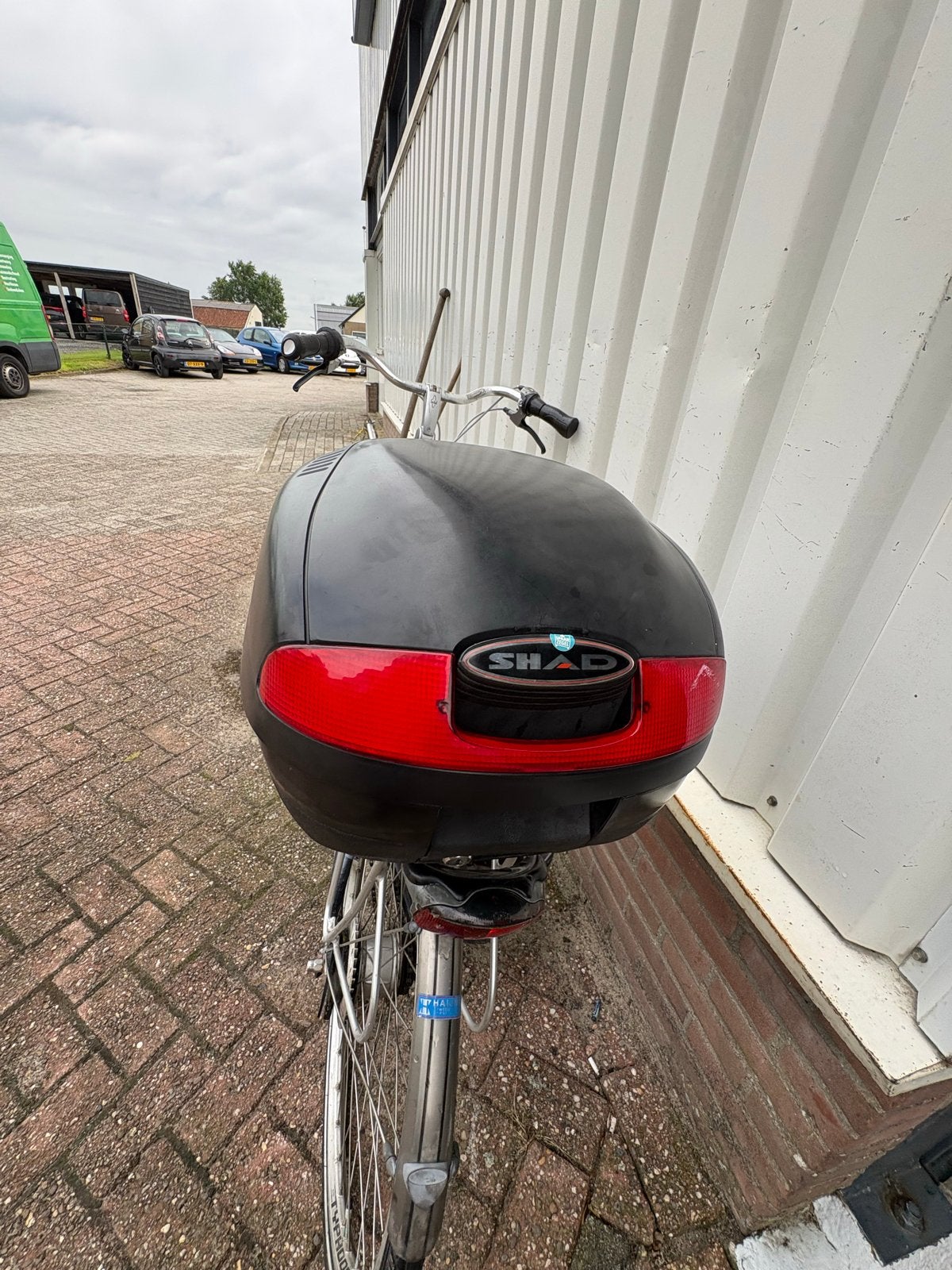 Peugeot Vivacity Bakkoffer - SHAD SH26 Topkoffer, Fietsen en Brommers, Fietsaccessoires | Aanhangers en Karren, Ophalen, Gebruikt