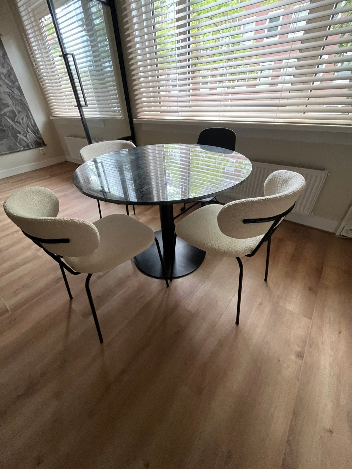 Echt marmeren ronde eettafel nieuwprijs 800 eu, Huis en Inrichting, Ophalen, Gebruikt, 100 tot 150 cm, Rond