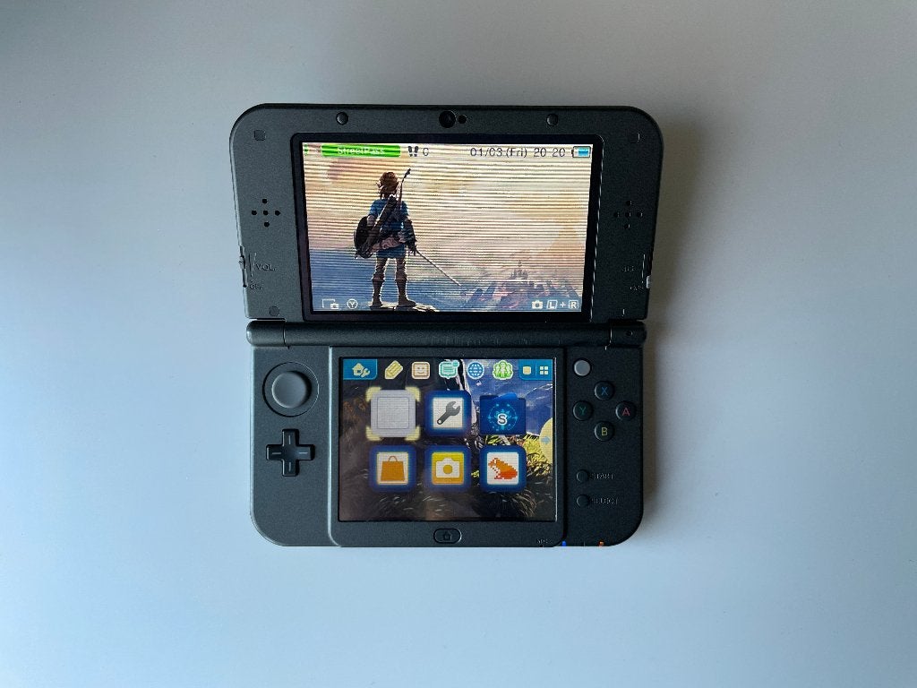 new Nintendo 3DS XL met Zelda accessoires en hoes, Spelcomputers en Games, Ophalen, Zwart, 3DS XL, Zo goed als nieuw