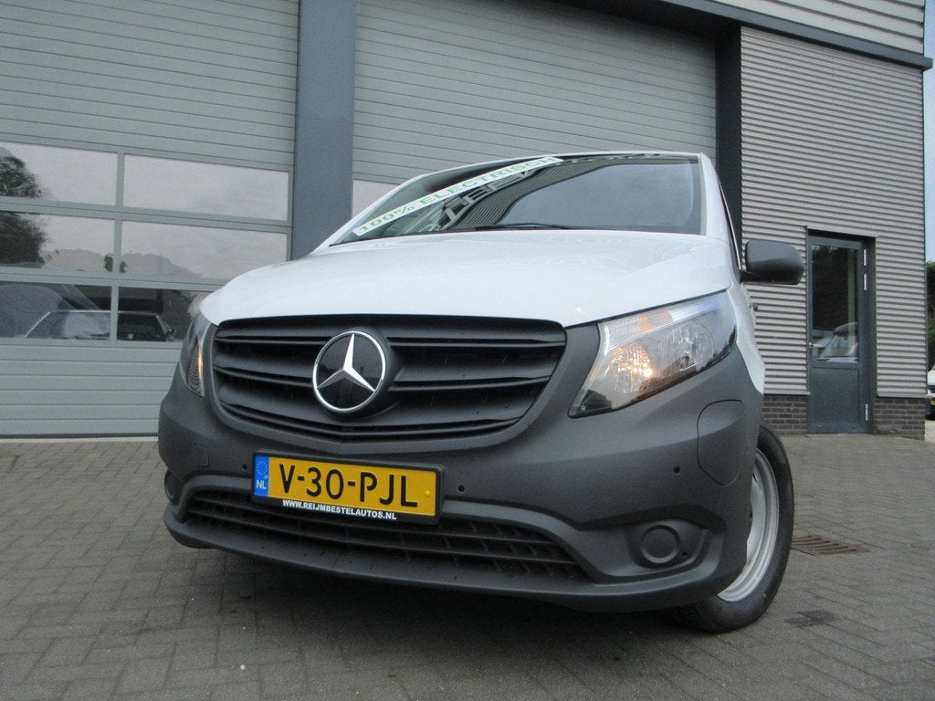 Mercedes-Benz Vito Evito, 112, L2, 66kWh, Snelladen, SoH 97,, Gebruikt, 116 pk, Wit, 286 km