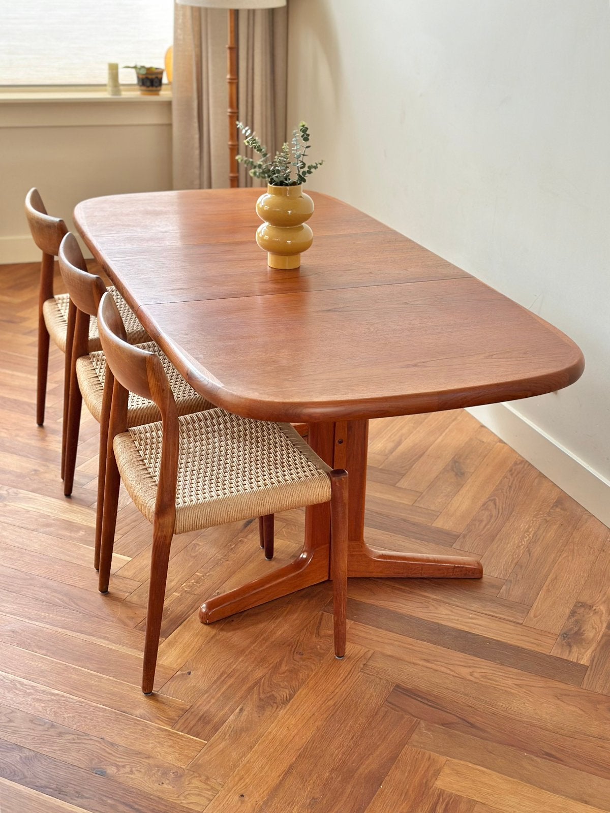 Vintage eetkamertafel deens ovaal teak hout jaren 50/60/70, Ophalen, Gebruikt, Teakhout, 50 tot 100 cm