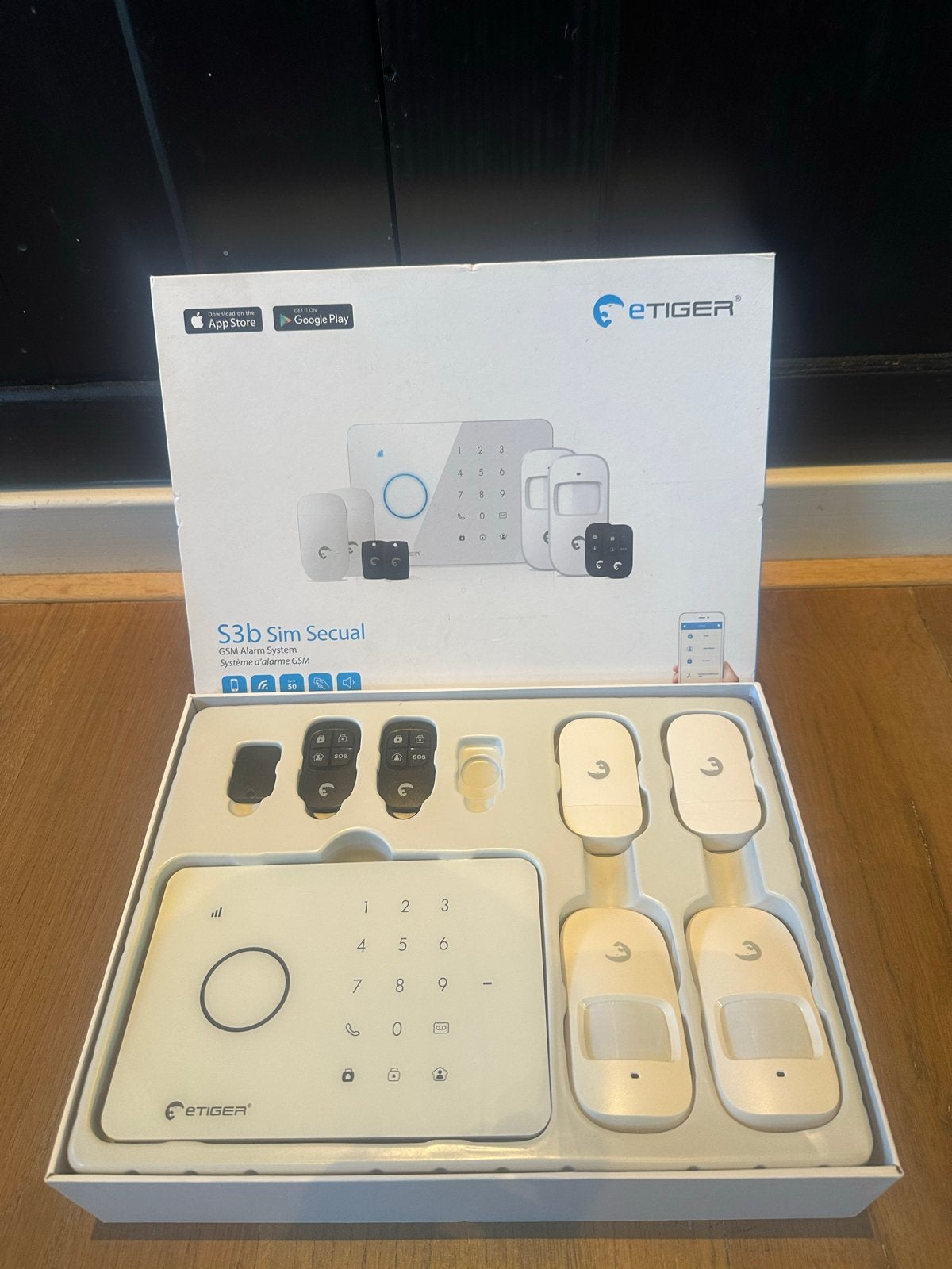 eTiger S3b Sim Secual GSM Alarmsysteem - Compleet, Doe-het-zelf en Verbouw, Alarmsystemen, Beweging, Ophalen of Verzenden, Zo goed als nieuw