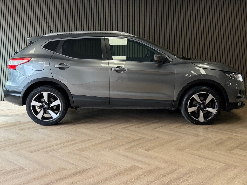 Nissan Qashqai 1.2 N-Connecta PANORAMADAK CAMERA PDC LEDER K, Auto's, Voorwielaandrijving, Gebruikt, Euro 6, 4 cilinders