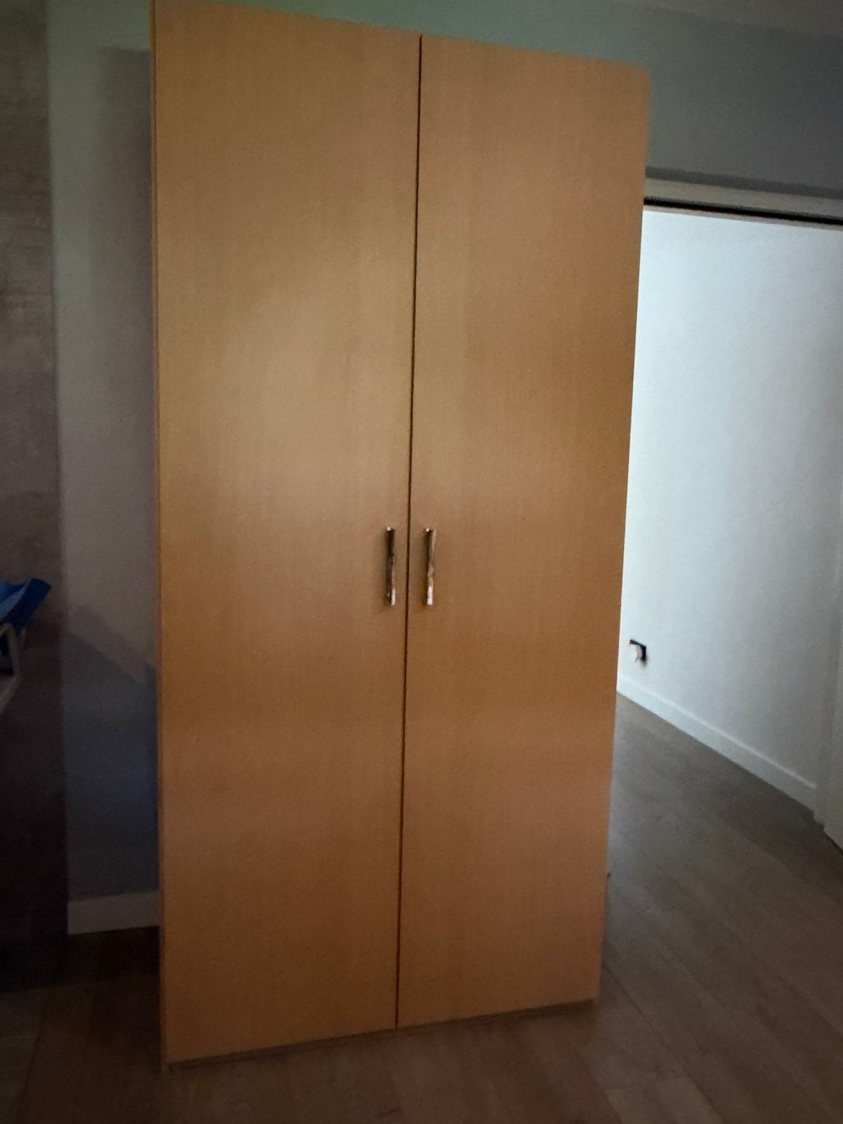 Kleding kast GRATIS  beukenkleur, Ophalen, Zo goed als nieuw, 50 tot 75 cm, 150 tot 200 cm