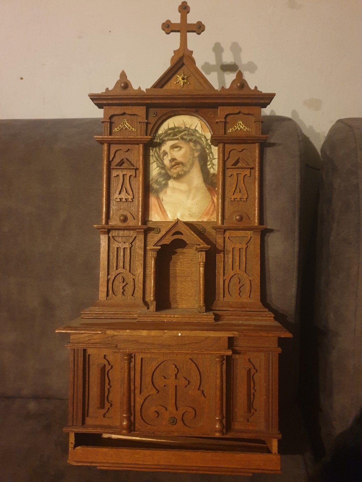 Antiek Altaar met Christusafbeelding, Ophalen of Verzenden