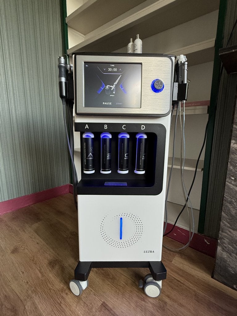 Multifunctioneel hydradermabrasie apparaat, Witgoed en Apparatuur, Persoonlijke-verzorgingsapparatuur, Ophalen, Zo goed als nieuw