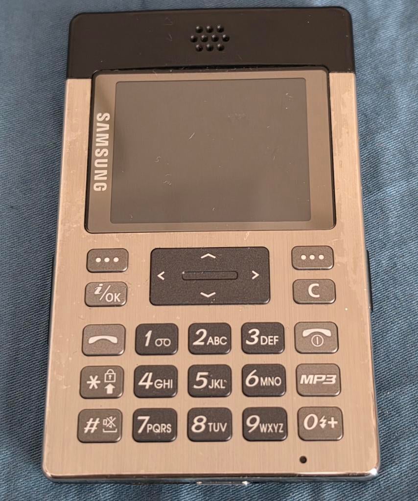 Vintage Samsung  - Klassiek model, Telecommunicatie, Mobiele telefoons | Samsung, Gebruikt, Overige modellen, Zwart, Overige systemen