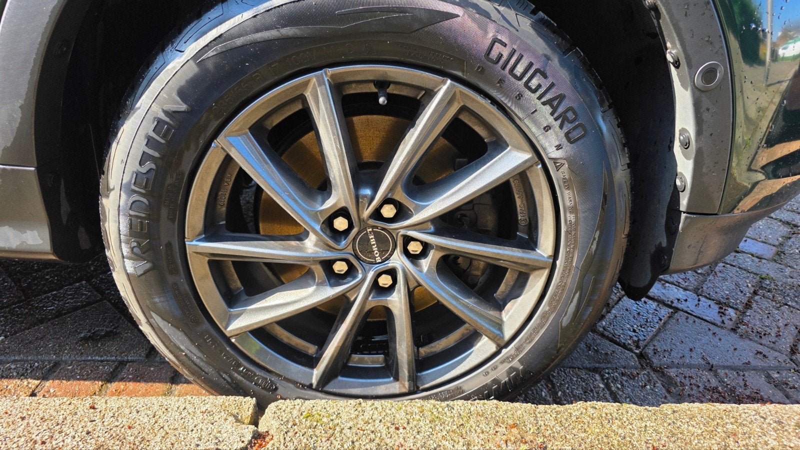 235/55R17 winterbanden met Borbetti antraciet velgen, Ophalen, 17 inch, Winterbanden, 235 mm