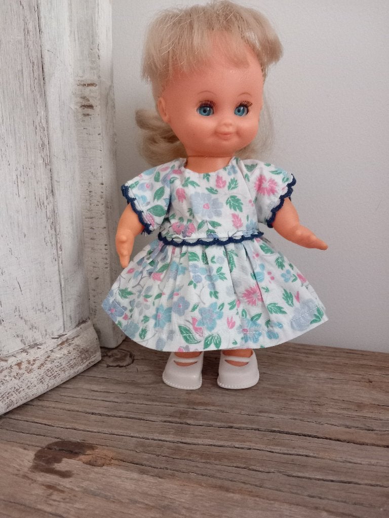 Vintage lief poppetje. 20 cm., Verzenden, Zo goed als nieuw, Pop