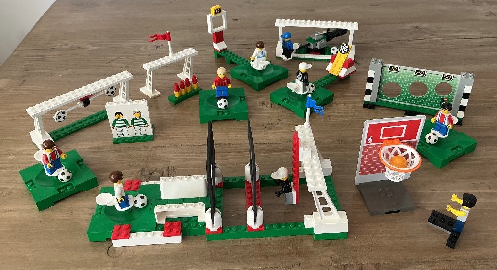 Meerdere Lego Sports Voetbal en Basketbal Sets uit 2002, Gebruikt, Overige thema's, Inclusief instructies, Lego