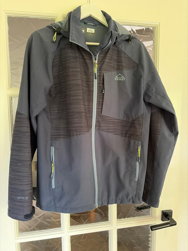 McKinley Softshell Jas Heren Maat S - Blauw/Grijs, Ophalen of Verzenden, Zo goed als nieuw, Maat 46 (S) of kleiner, Blauw