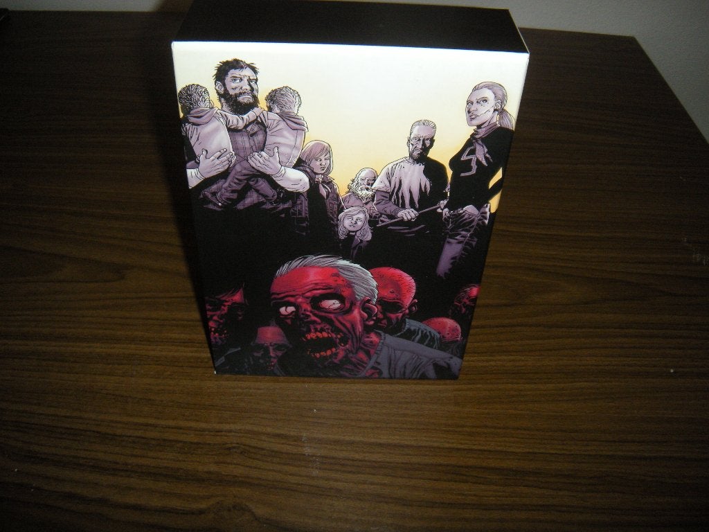 Walking Dead 4 delen HC in Box., Complete serie of reeks, Ophalen of Verzenden, Zo goed als nieuw