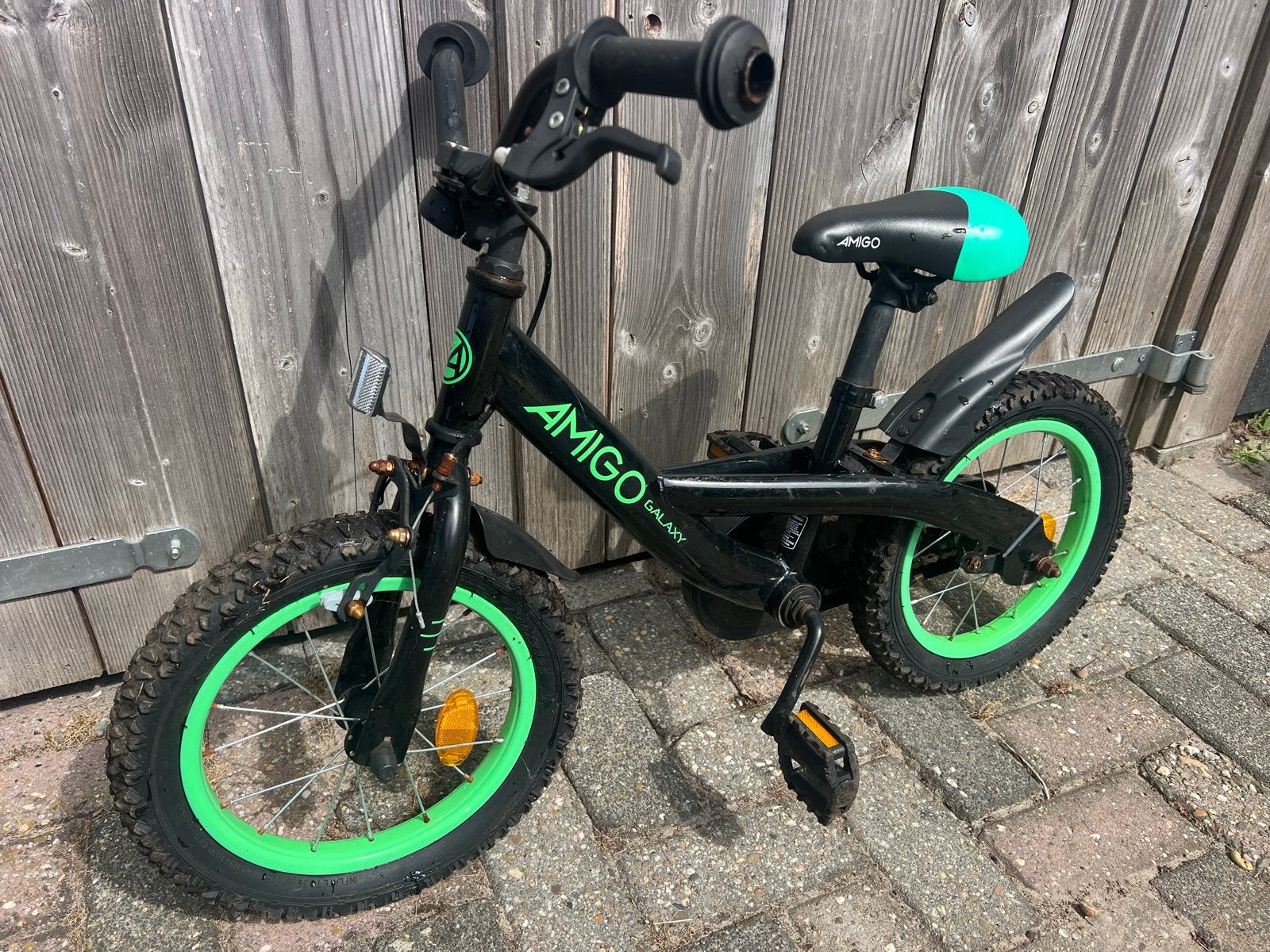 Amigo Galaxy Kinderfiets 18 inch - Zwart/Groen, Ophalen, Gebruikt, Velgrem, 16 tot 20 inch