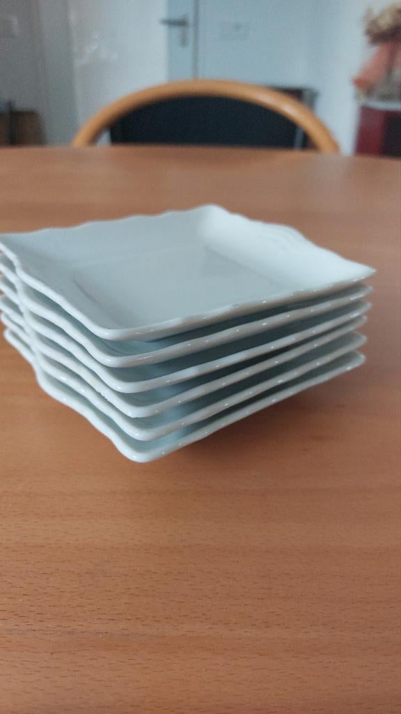 Gebaksbordjes, Huis en Inrichting, Keuken | Servies, Ophalen of Verzenden, Porselein, Overige stijlen, Bord(en)