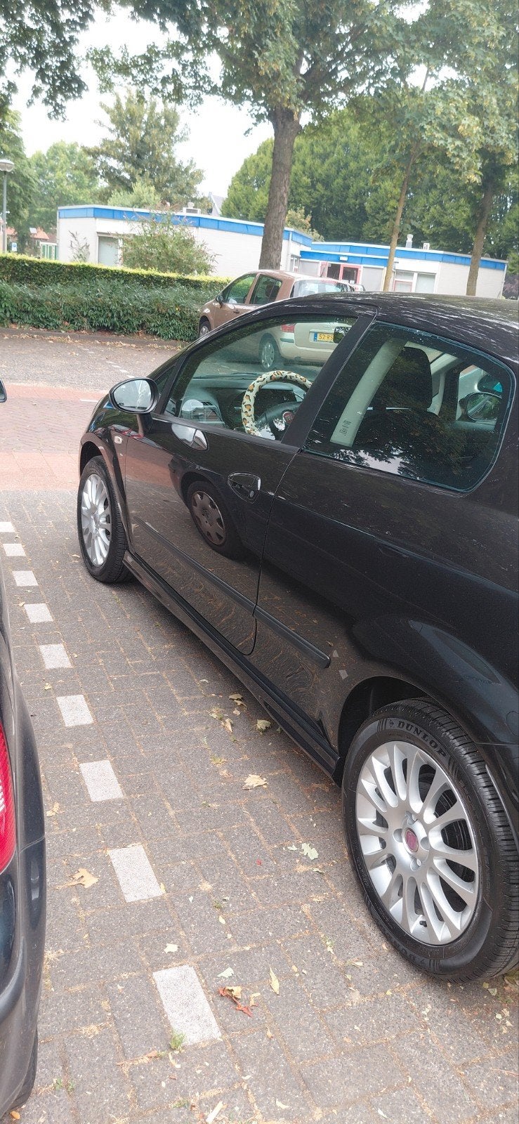 Fiat Punto 1.4 3DR 2009 Zwart, Auto's, Voorwielaandrijving, 40 €/maand, 4 cilinders, Zwart