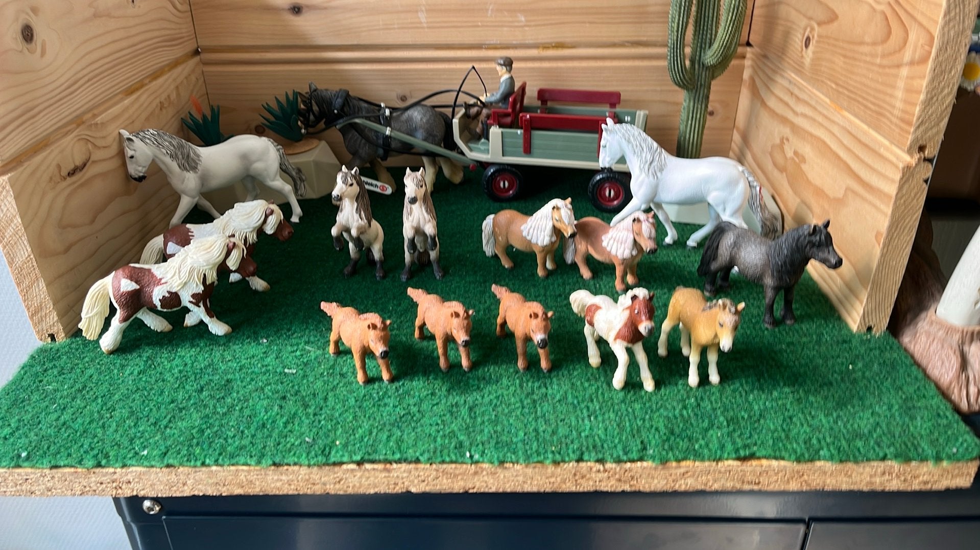 Schleich shetlanders en dartmoore veulen, Ophalen, Zo goed als nieuw, Paard, Beeldje of Figuurtje