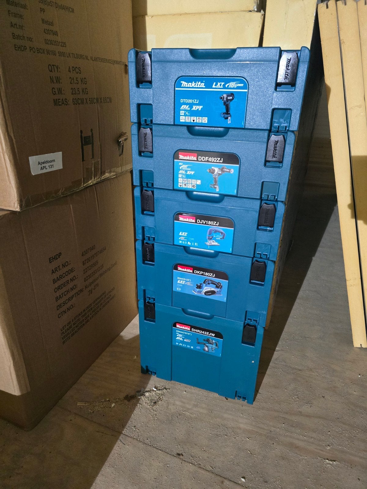 Makita Mbox nieuw M-box diverse varianten, Doos, Minder dan 50 cm, Ophalen of Verzenden, Minder dan 40 cm