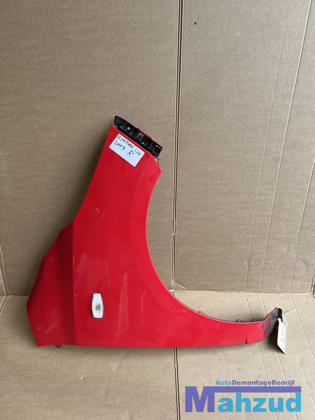 Hyundai i10 rechter scherm zijscherm zijpaneel rood H4, Auto-onderdelen, Info@fabrikant.eu, Fabrikantstraat 1
1000 AA  Amsterdam, NL