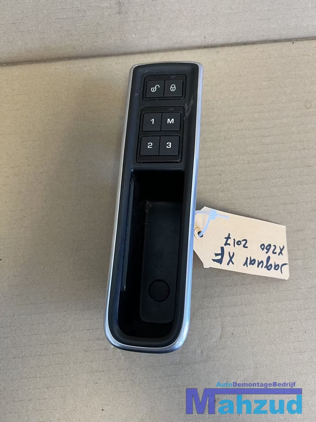 JAGUAR XF X260 Links stoel memory verstelling schakelaar 201, Gebruikt, Abbey Road, Whitley 1
CV3 4LF  Coventry, Jaguar, Jaguar Land Rover Limited